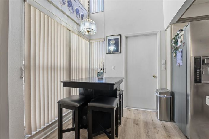 Image No.10-3 Bed Townhouse for sale