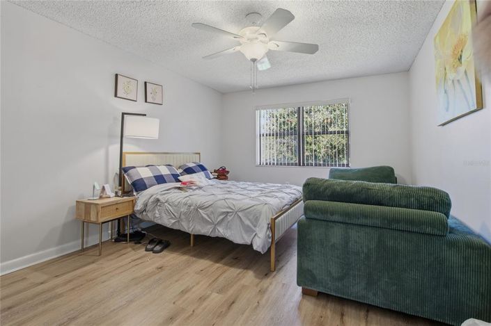 Image No.21-3 Bed Townhouse for sale