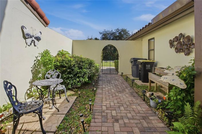 Image No.32-3 Bed Townhouse for sale