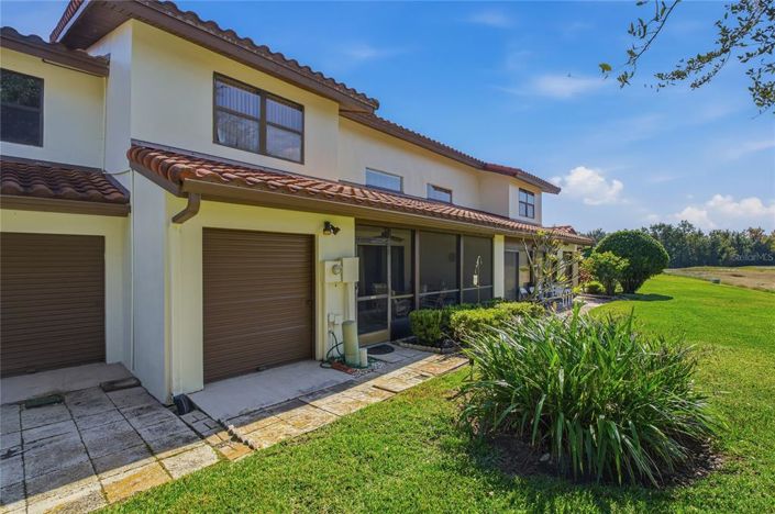 Image No.38-3 Bed Townhouse for sale