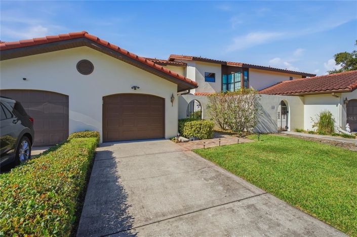 Image No.39-3 Bed Townhouse for sale