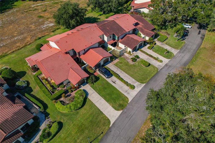 Image No.41-3 Bed Townhouse for sale