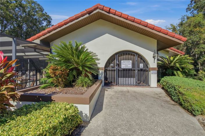 Image No.54-3 Bed Townhouse for sale