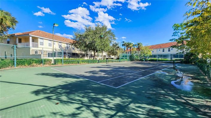 Image No.22-3 Bed Townhouse for sale