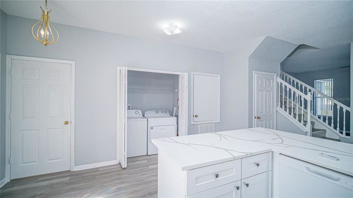 Image No.5-3 Bed Townhouse for sale