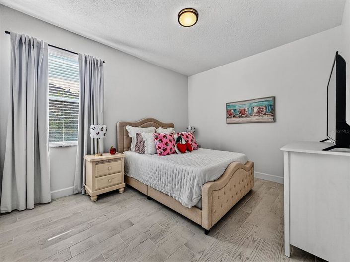 Image No.33-4 Bed Property for sale