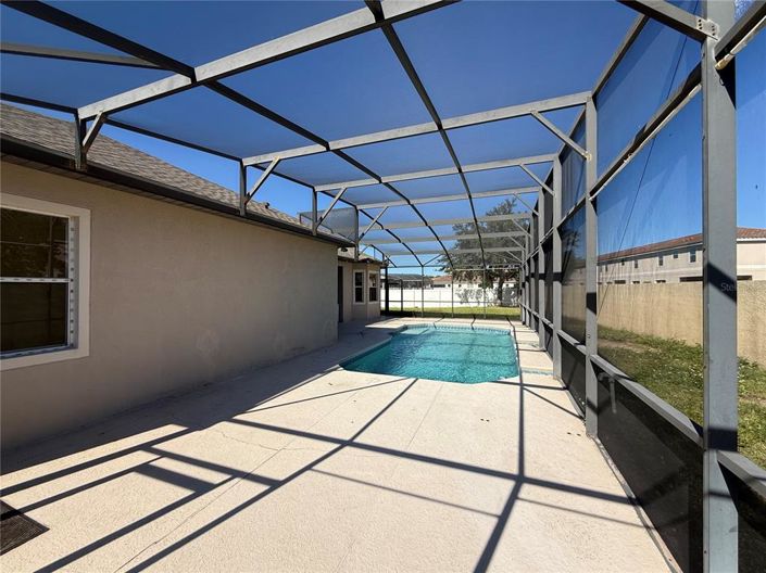 Image No.40-4 Bed Property for sale