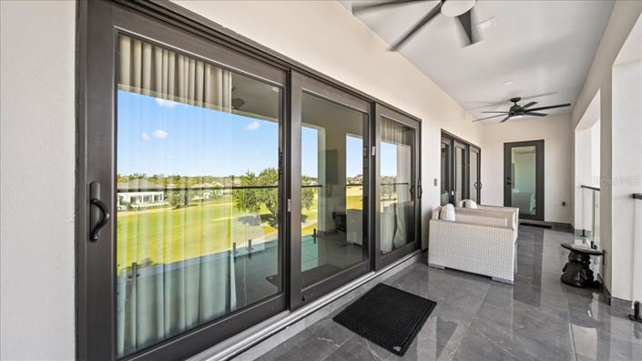 Image No.37-10 Bed Property for sale