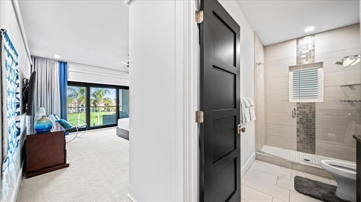 Image No.55-10 Bed Property for sale