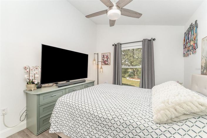 Image No.21-3 Bed Property for sale