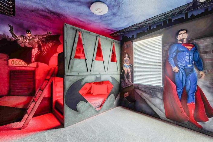 Image No.13-9 Bed Property for sale