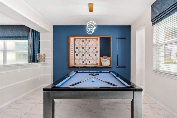 Image No.8-9 Bed Property for sale