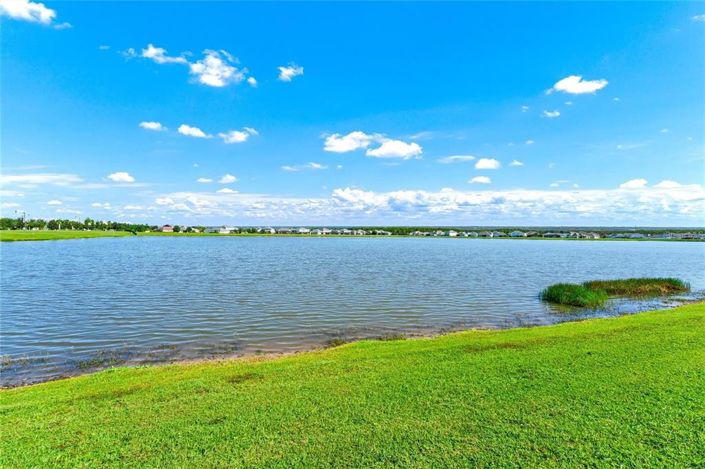 Image No.11-3 Bed Townhouse for sale