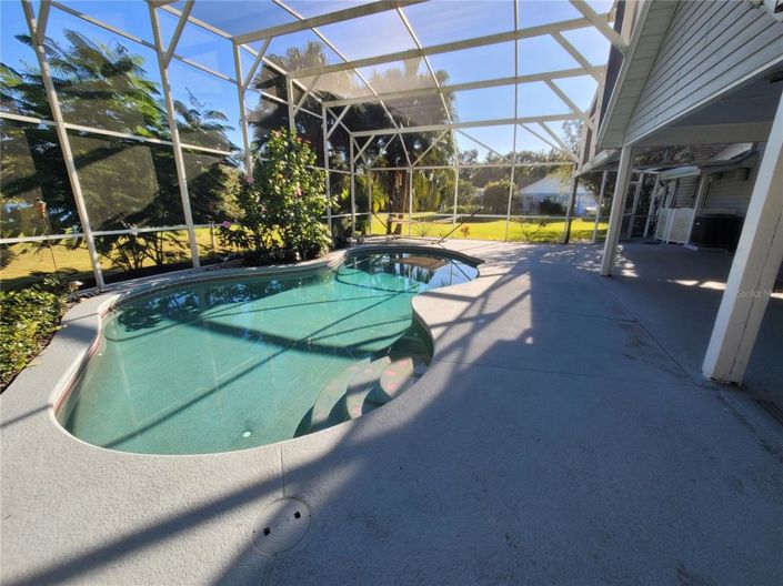 Image No.12-Propriété de 4 chambres à vendre à Kissimmee