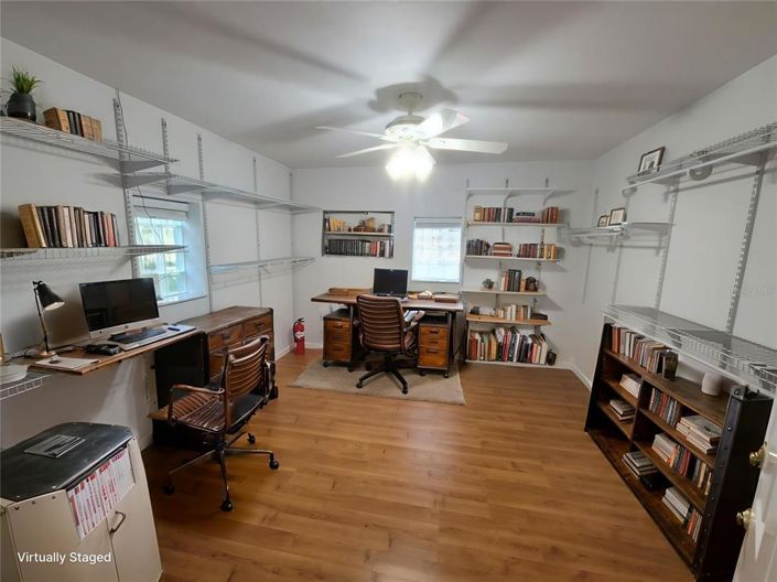 Image No.5-Propriété de 4 chambres à vendre à Kissimmee