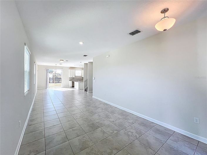 Image No.6-3 Bed Townhouse for sale