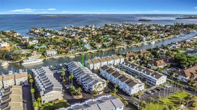 2 Bed Townhouse for sale