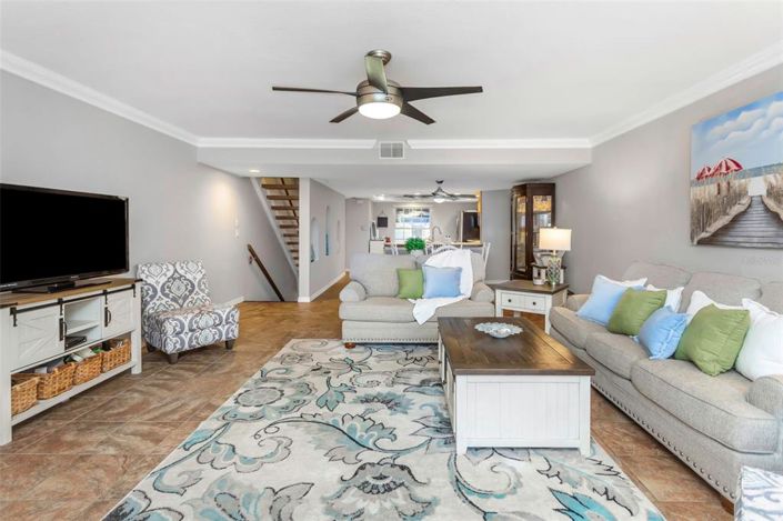 Image No.13-2 Bed Townhouse for sale