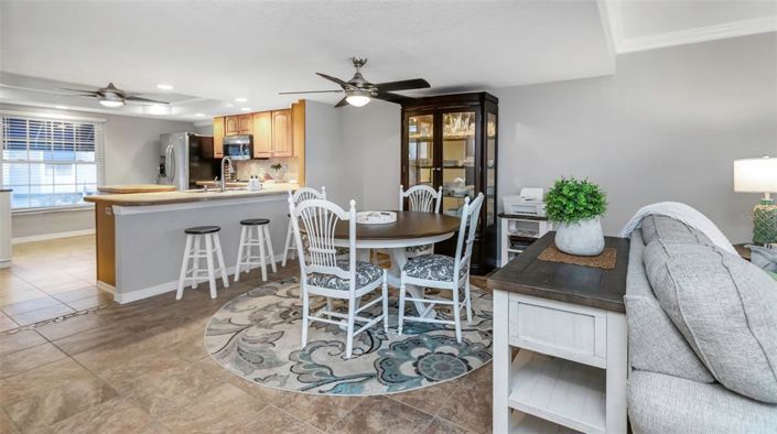 Image No.15-2 Bed Townhouse for sale