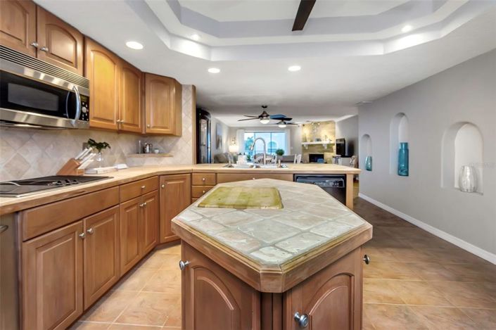 Image No.19-2 Bed Townhouse for sale