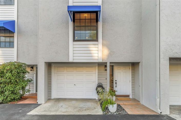 Image No.2-2 Bed Townhouse for sale