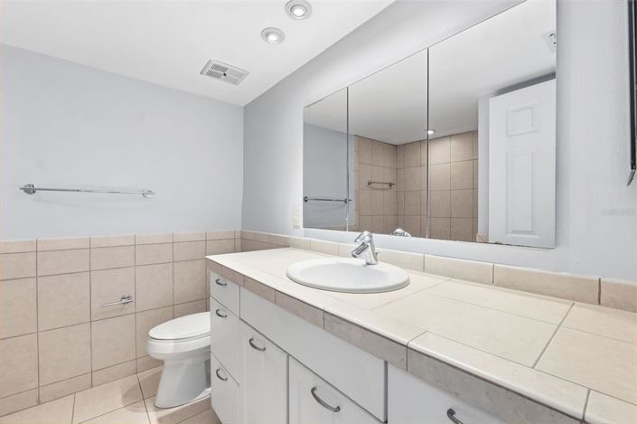 Image No.34-3 Bed Property for sale