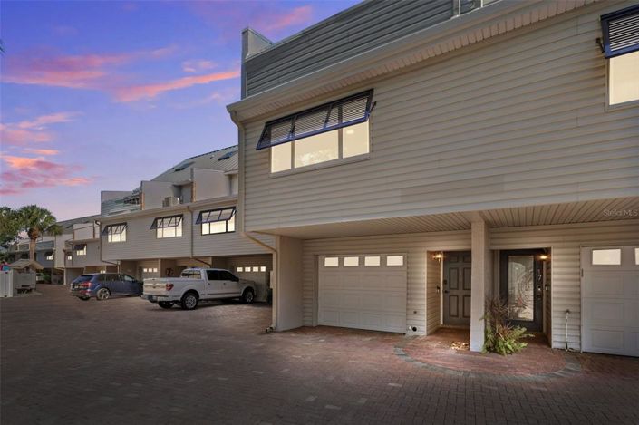 Image No.4-3 Bed Property for sale