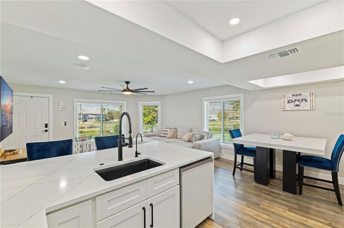 Image No.10-1 Bed Property for sale