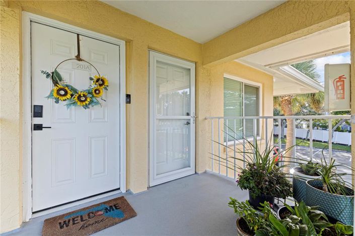 Image No.2-1 Bed Property for sale