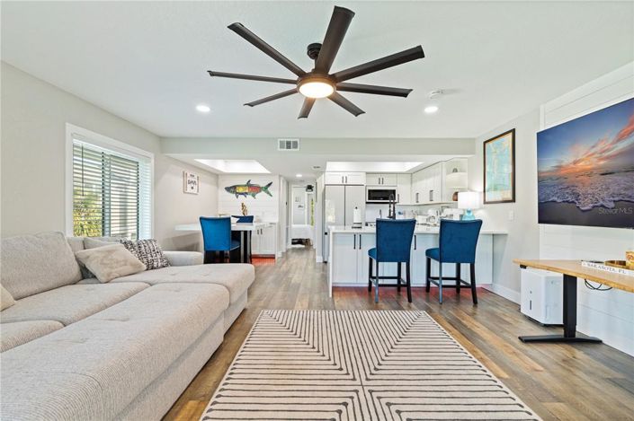 Image No.5-1 Bed Property for sale