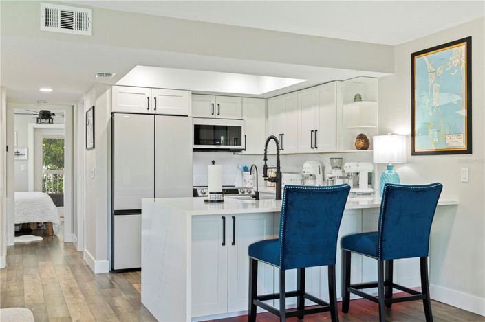 Image No.9-1 Bed Property for sale