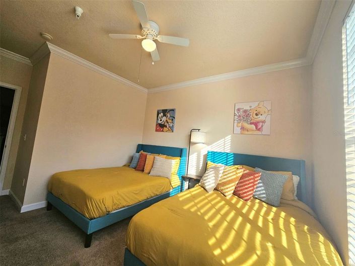 Image No.10-2 Bed Property for sale