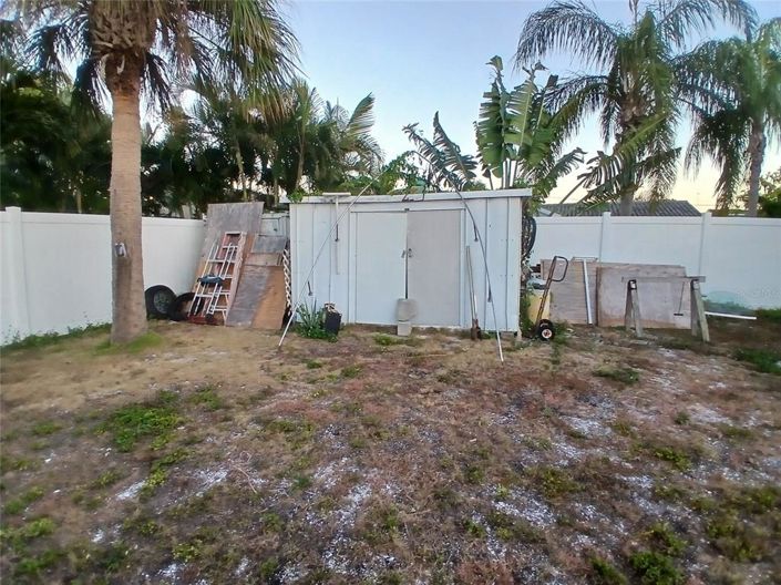 Image No.19-3 Bed Property for sale