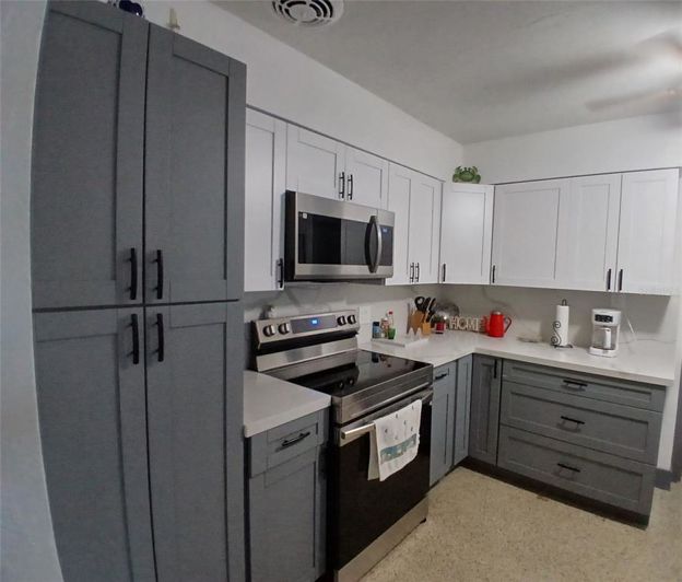 Image No.2-3 Bed Property for sale