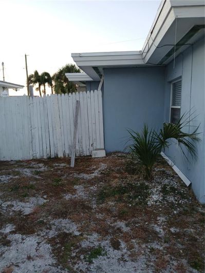 Image No.20-3 Bed Property for sale