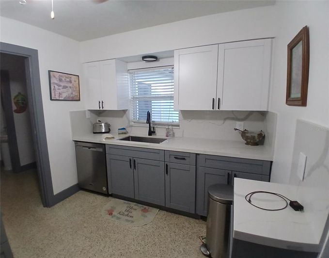 Image No.3-3 Bed Property for sale