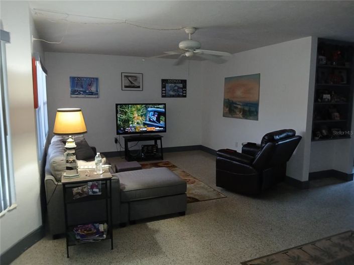 Image No.6-3 Bed Property for sale