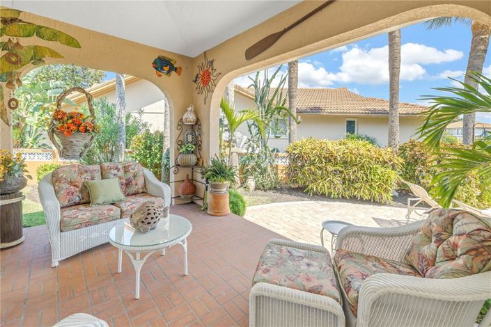 Image No.17-4 Bed Property for sale