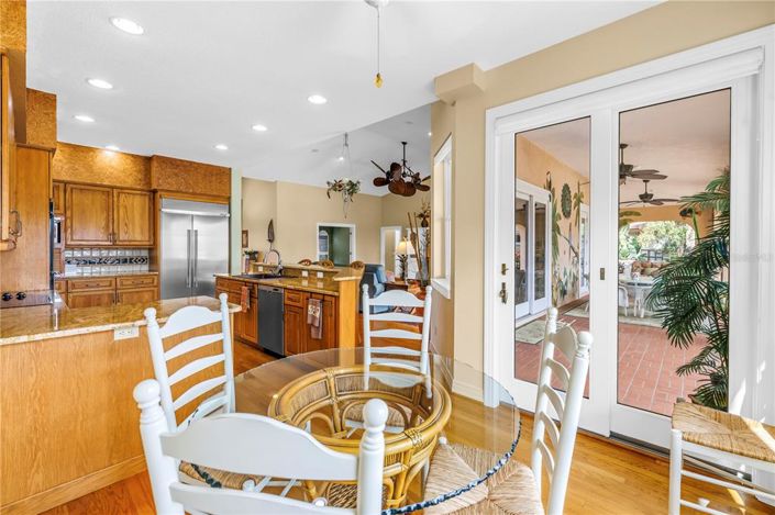 Image No.24-4 Bed Property for sale