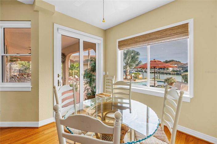 Image No.25-4 Bed Property for sale