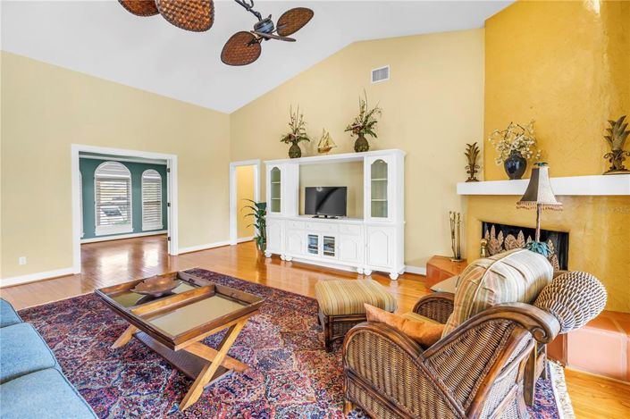 Image No.29-4 Bed Property for sale