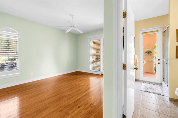 Image No.42-4 Bed Property for sale