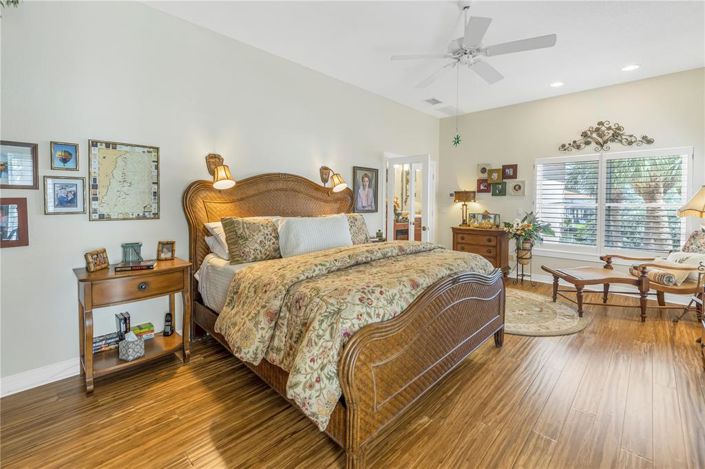 Image No.49-4 Bed Property for sale