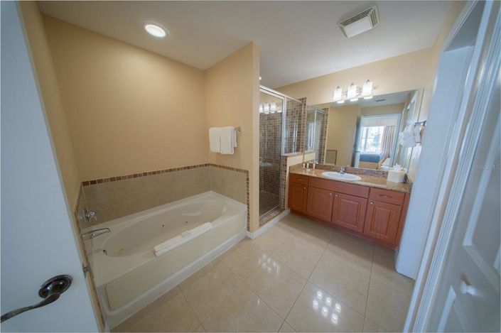 Image No.16-2 Bed Property for sale