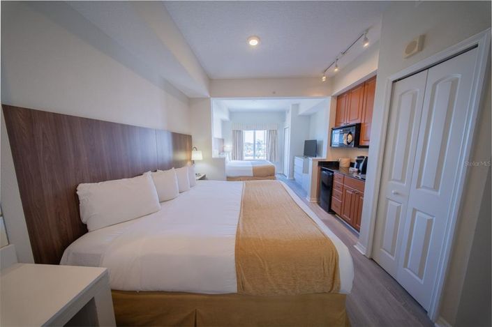 Image No.20-2 Bed Property for sale