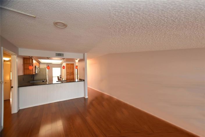 Image No.15-2 Bed Property for sale