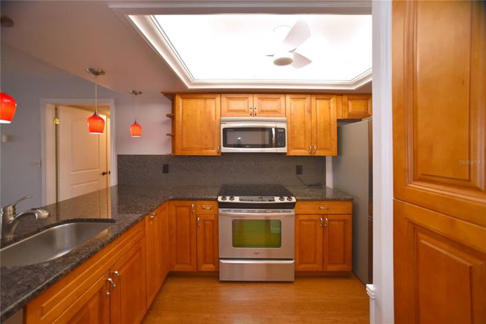 Image No.17-2 Bed Property for sale