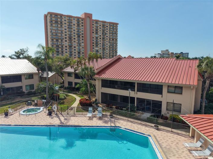 Image No.23-2 Bed Property for sale