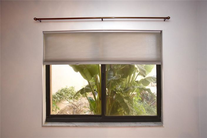 Image No.30-2 Bed Property for sale