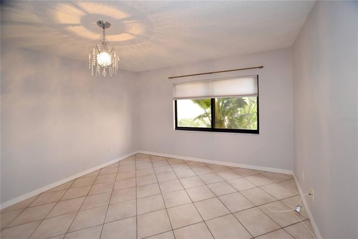 Image No.31-2 Bed Property for sale